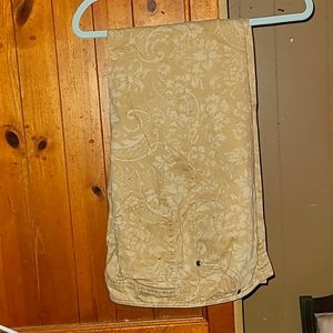 Liz Clairbourne] size 6 lightly printed camoflauge. beige and light brown.